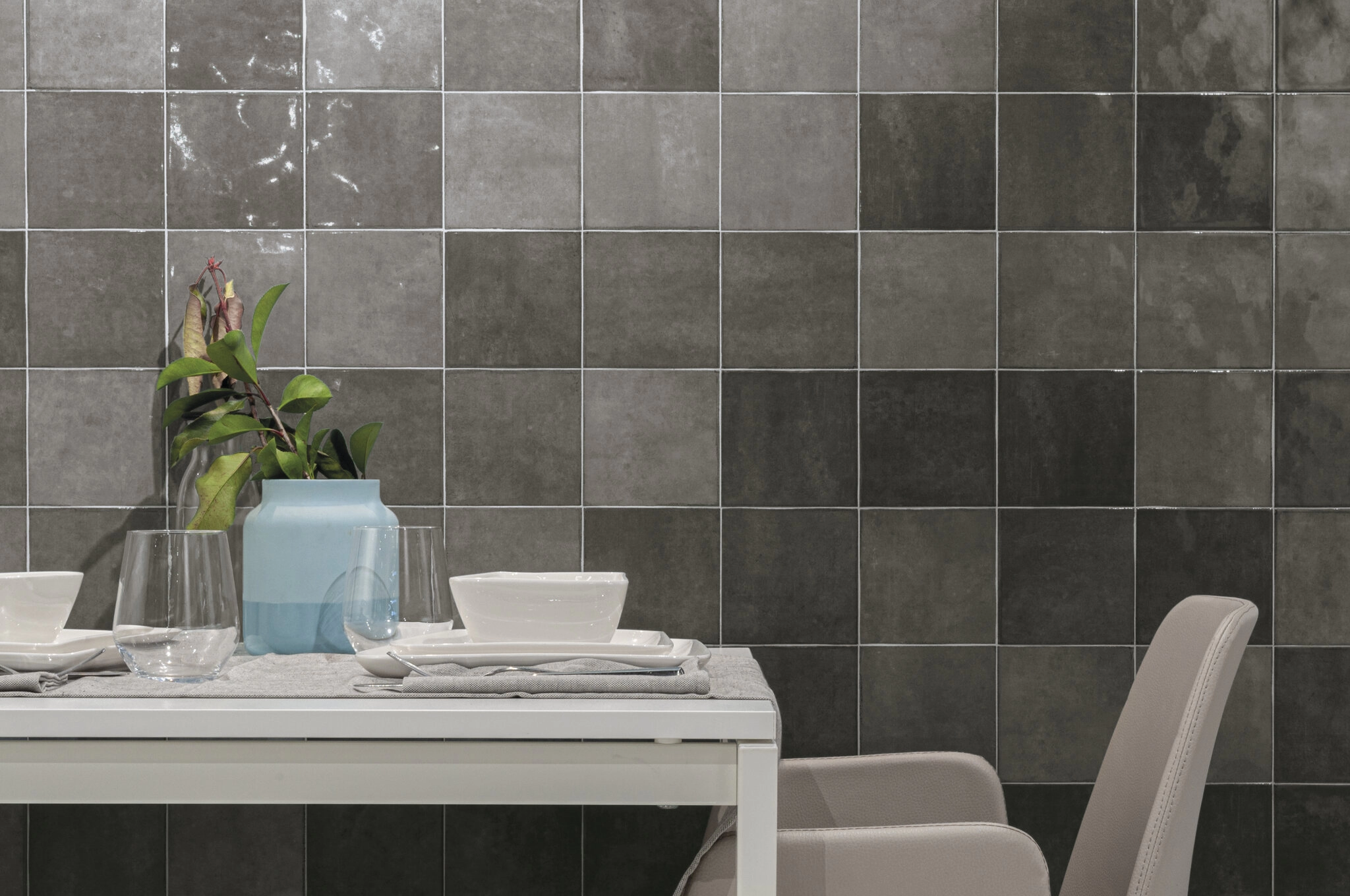 Cifre Ceramica Omnia, Color
