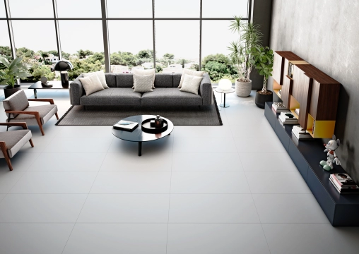 Saloni Ceramica Front