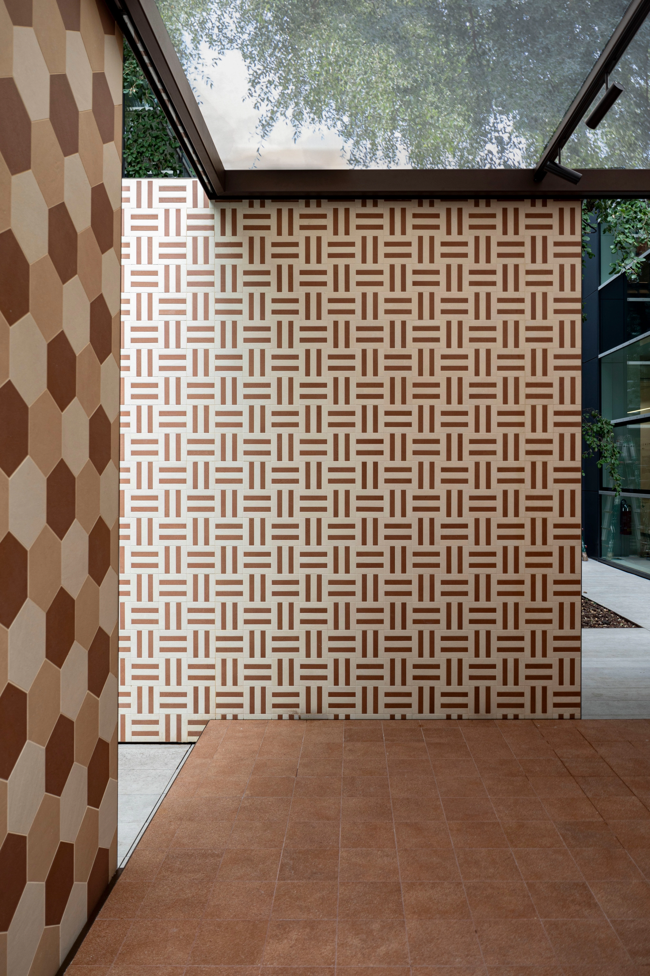 Florim Sensiterre, Terracotta; Stone