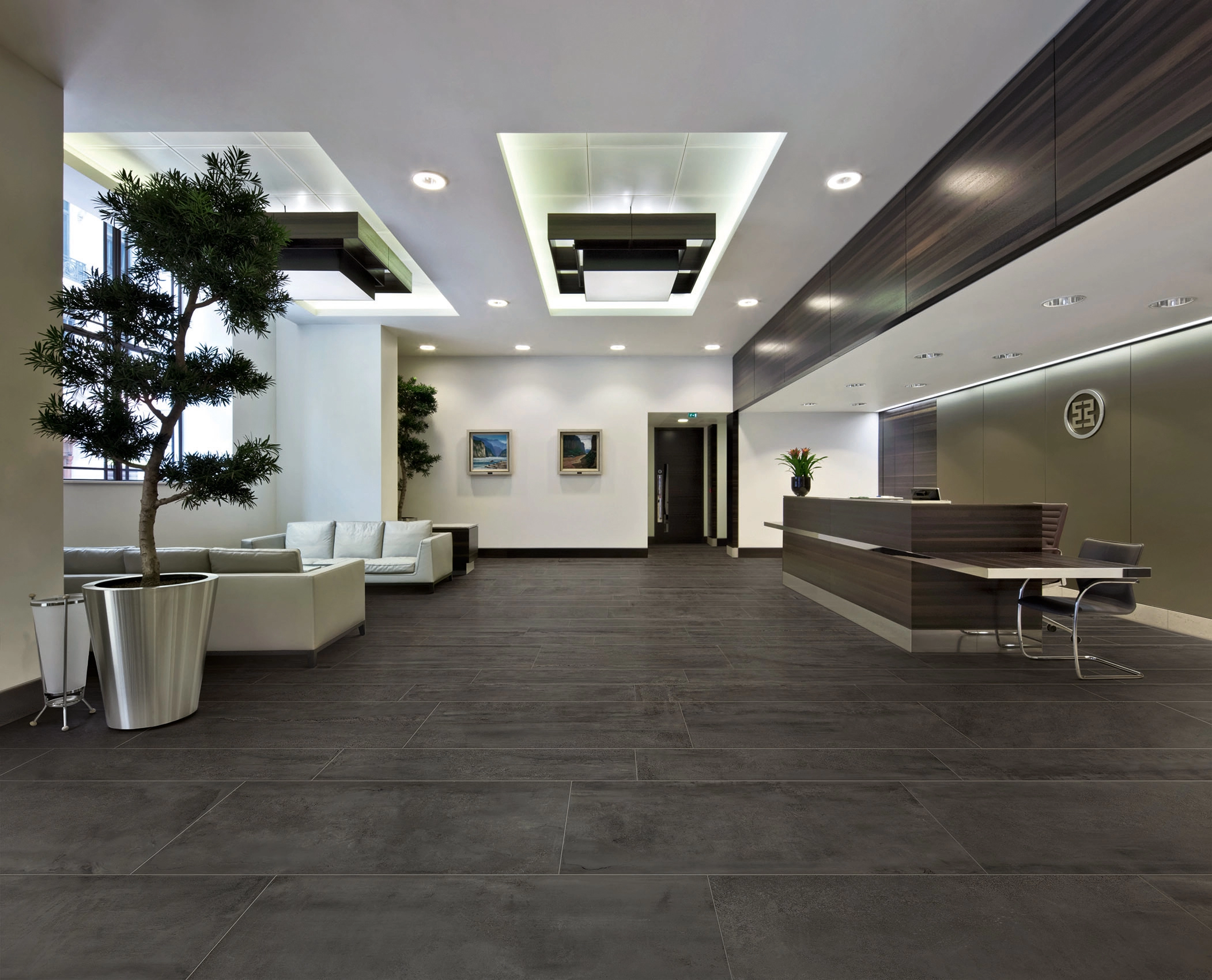 Ascot Dom Prowalk, Concrete