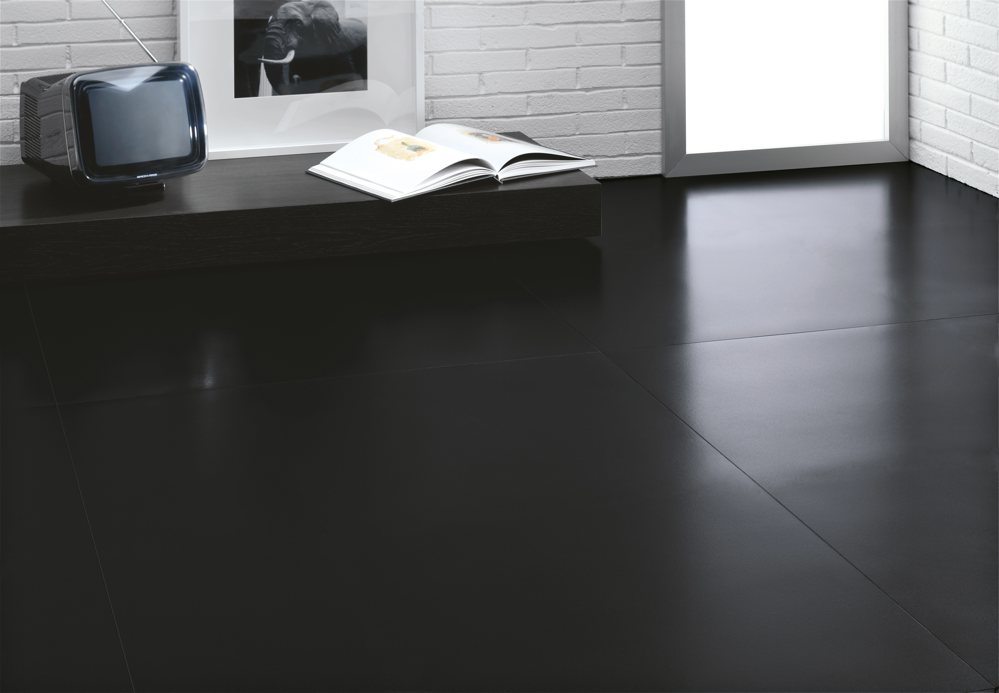 Cotto D'este Black-white