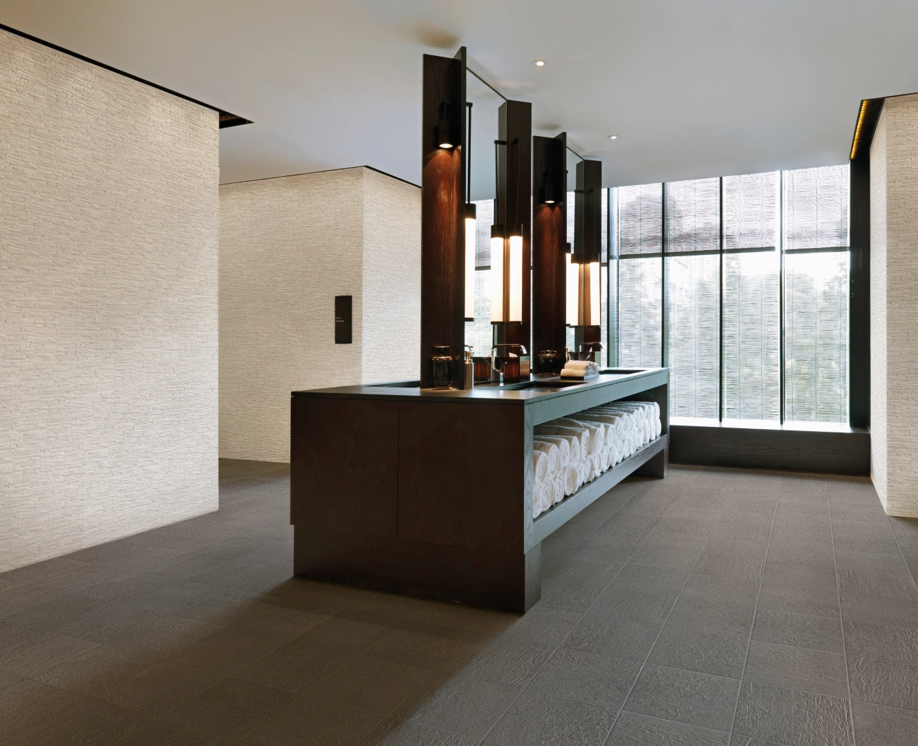 Sichenia Pavé Wall House, Brick