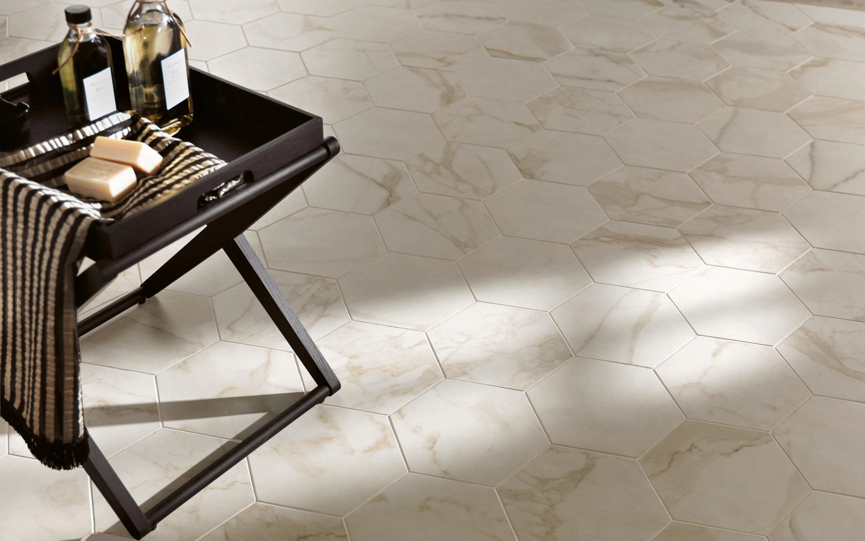 Fap Ceramiche Roma Calacatta, Matt r9, 30x60cm, 9.00mm, Rectified — SKU ...
