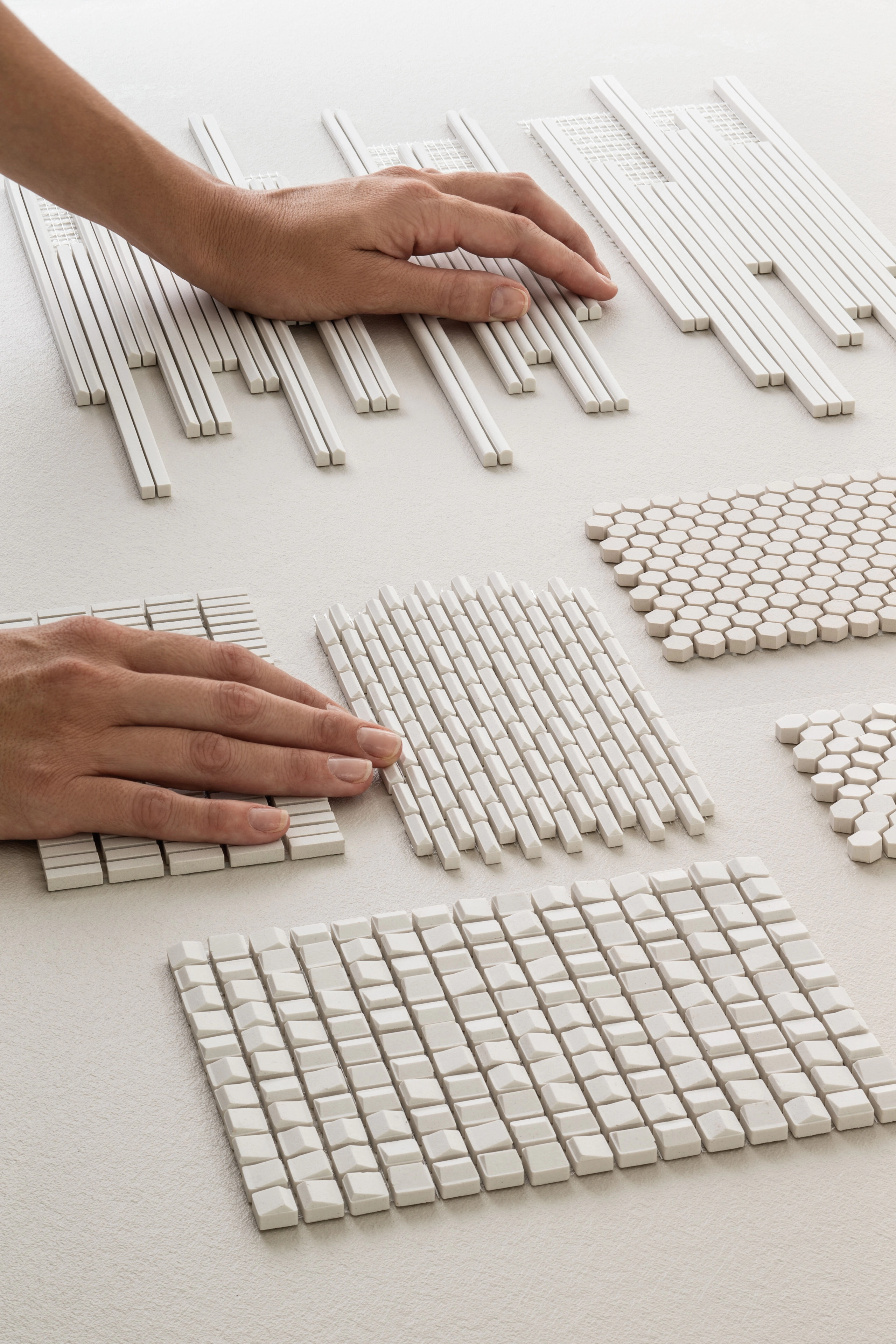 Mutina Phenomenon, Resin; Color
