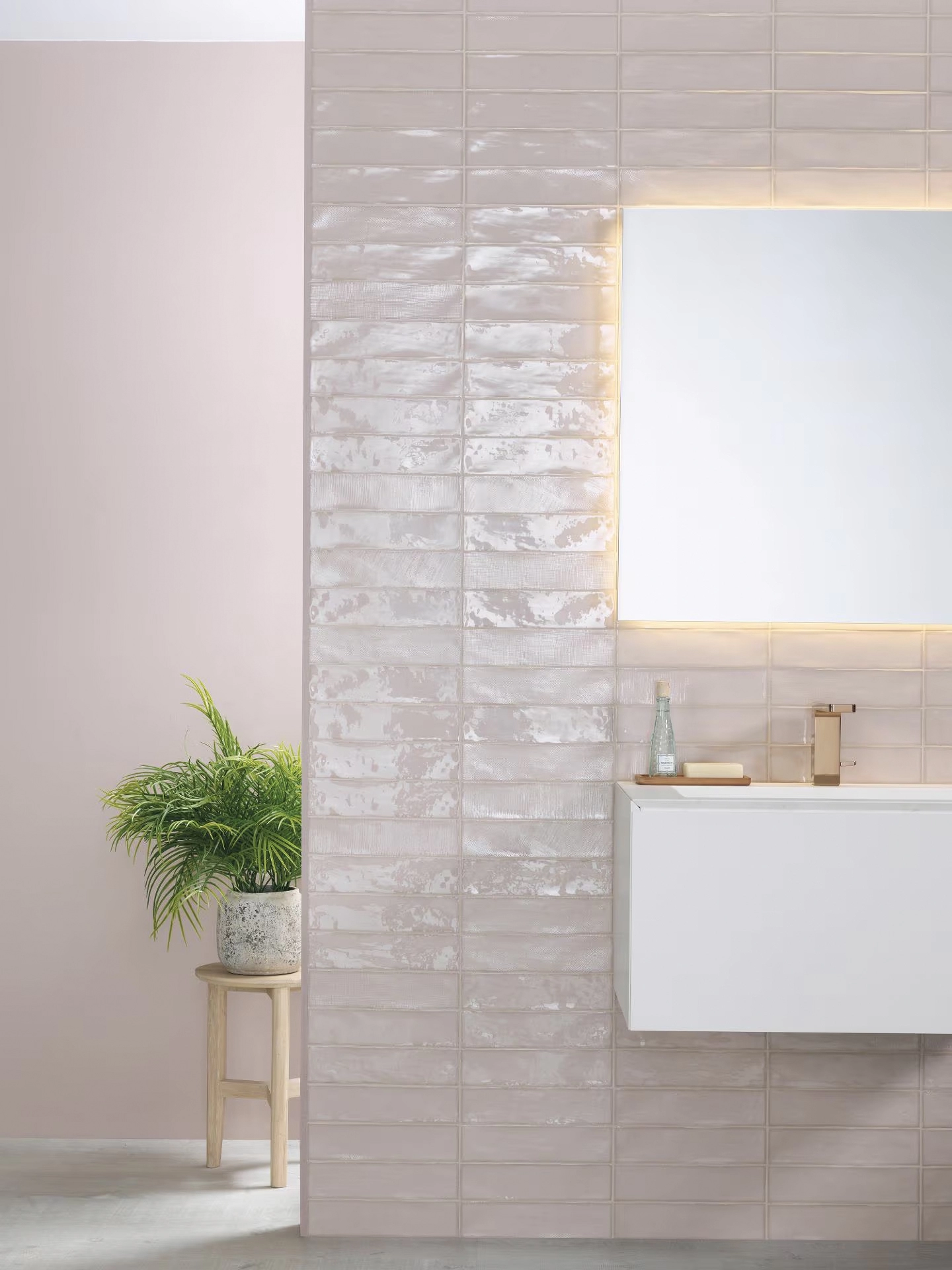 L'Antic Colonial Touch, Fabric